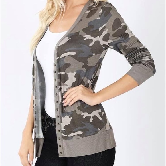 Cardigan - Picture 2 of 3